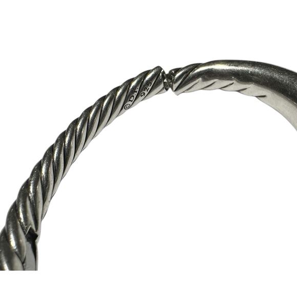 David Yurman Pure Form Solid Smooth Sterling Silver 17mm Bracelet - Picture 8 of 10